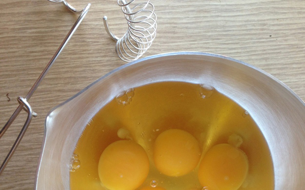 Det går bra att vispa ägg i en skål av silver, Klara Eriksson.